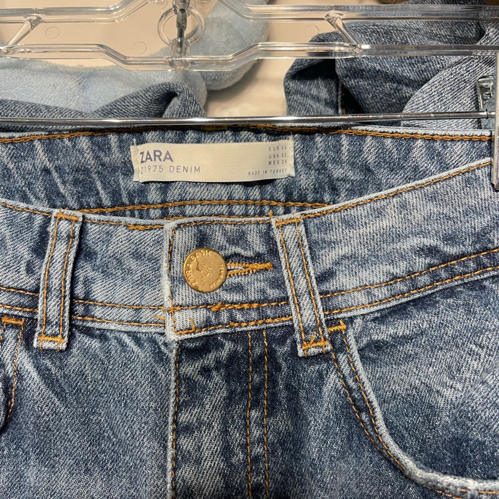 Zara Light Blue Denim Jeans